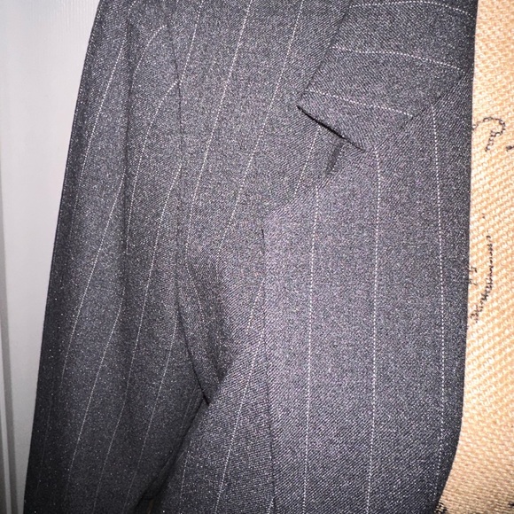 Kenneth Cole Gray blazer - Picture 8 of 12